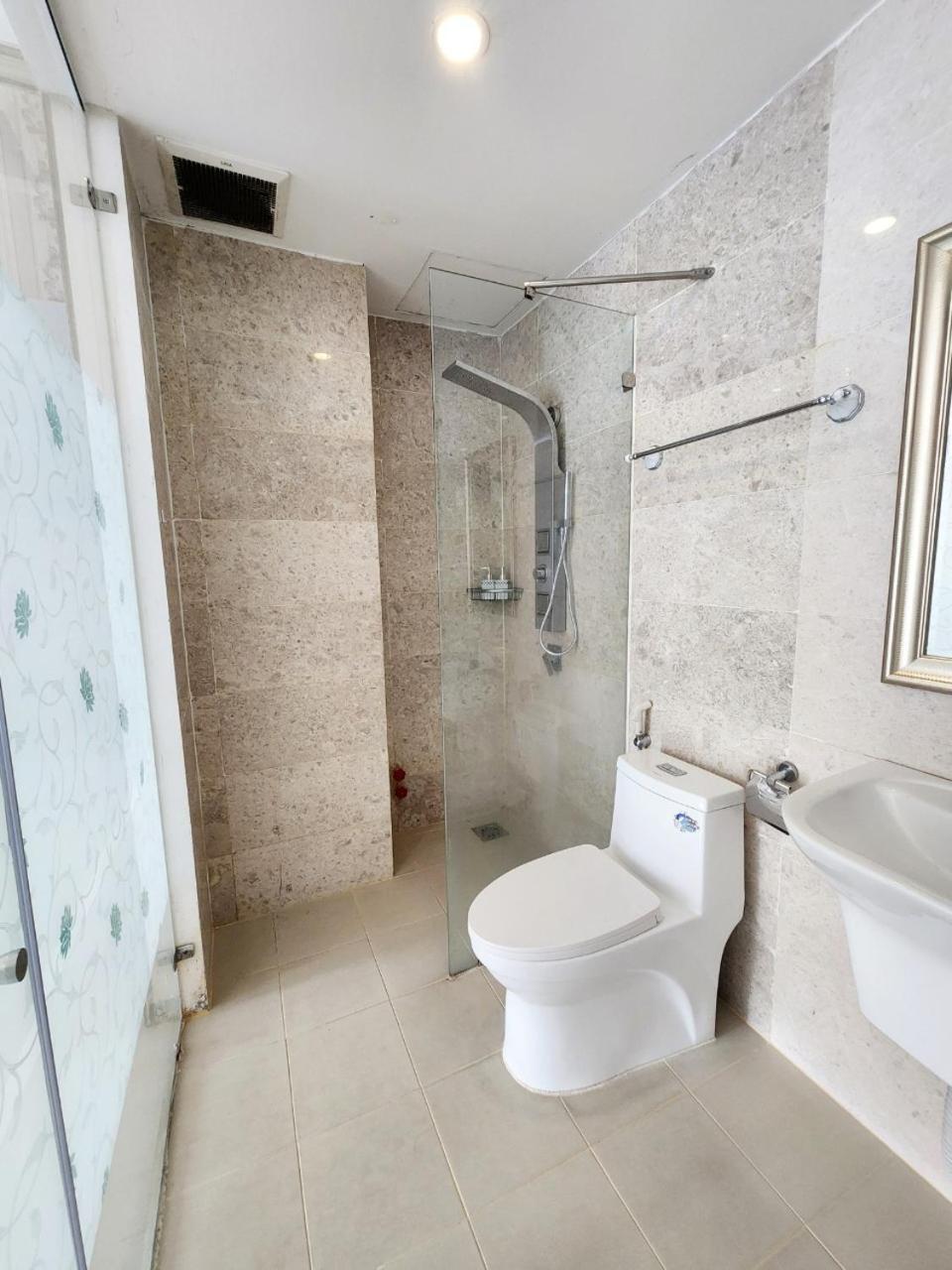 F F House Homestay Ho Chi Minh City Bagian luar foto